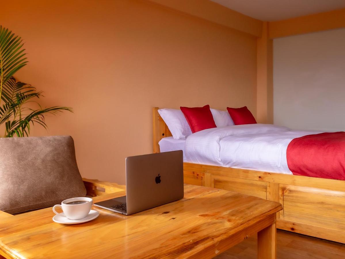 بهاكتابور Eagle Nest Hotel المظهر الخارجي الصورة