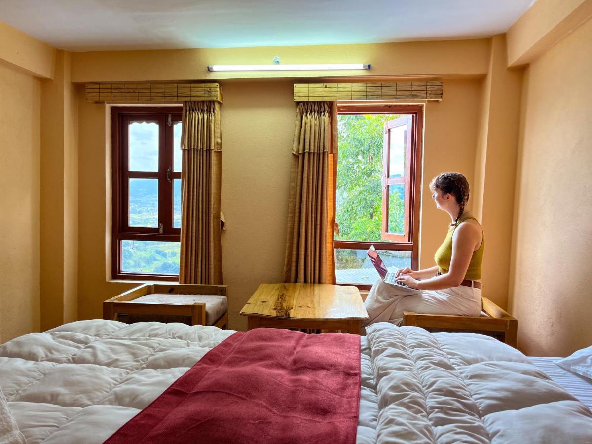 بهاكتابور Eagle Nest Hotel المظهر الخارجي الصورة